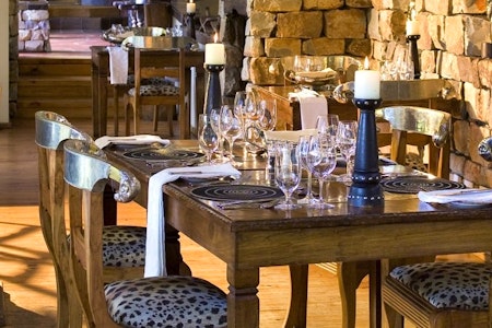 Dining Room to Main Lounge at Tsala Treetops